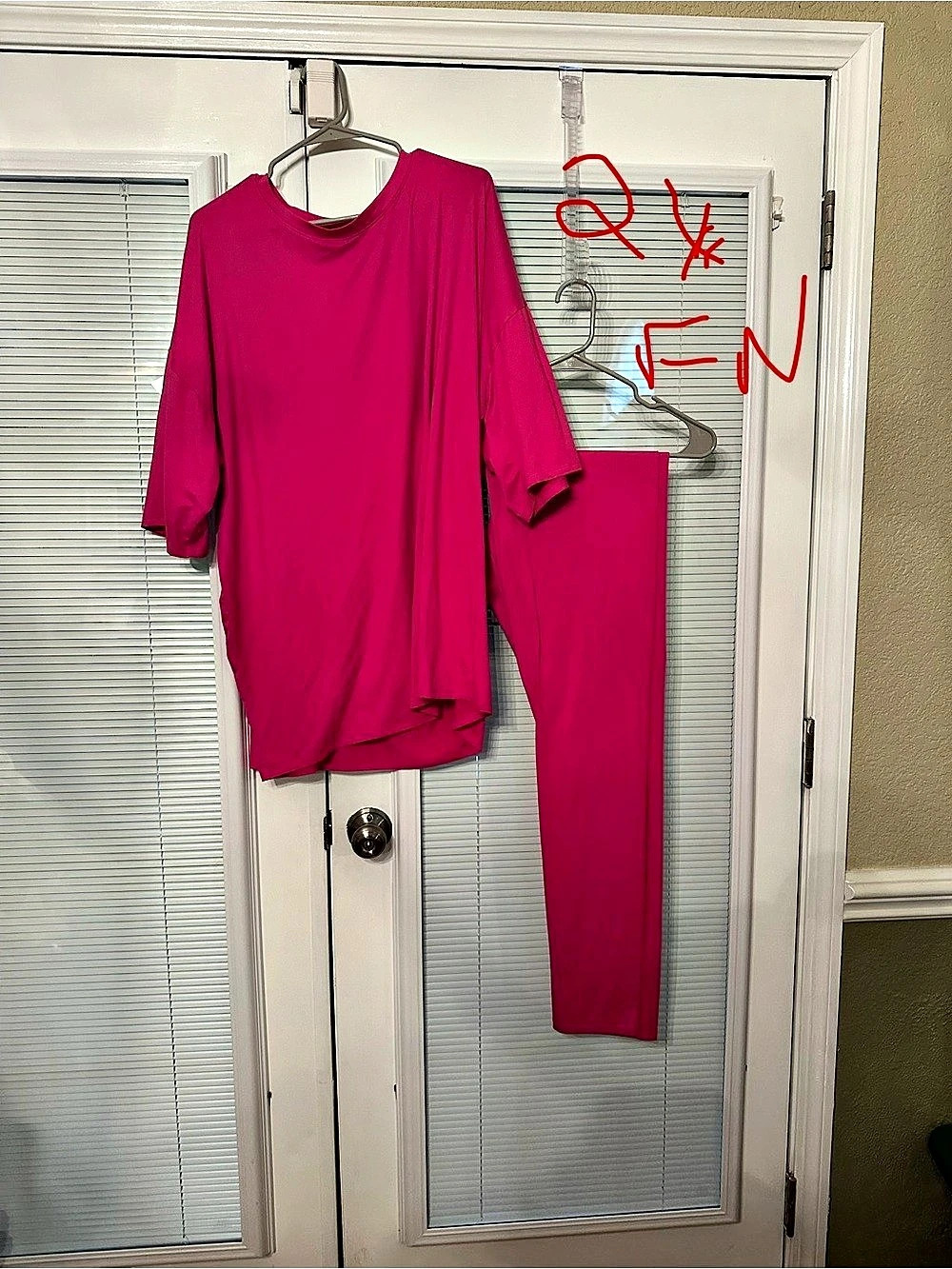 Two-Piece Legging Set in Pink & Gray Like New